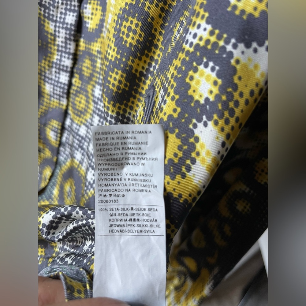 Sisley 100% Silk Graphic Blouse | Yellow Black Abstract Print Button Down Top S - Picture 5 of 5
